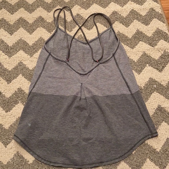 Lululemon Breezy Tank - Picture 8 of 10